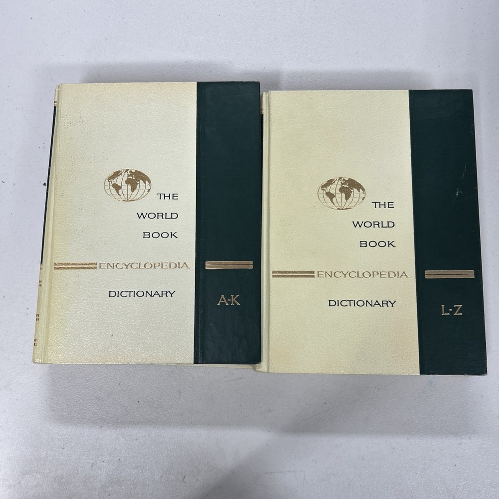 Vintage 1963 World Book Encyclopedia Dictionary 2 volumes A-Z (JL) - Picture 1 of 3